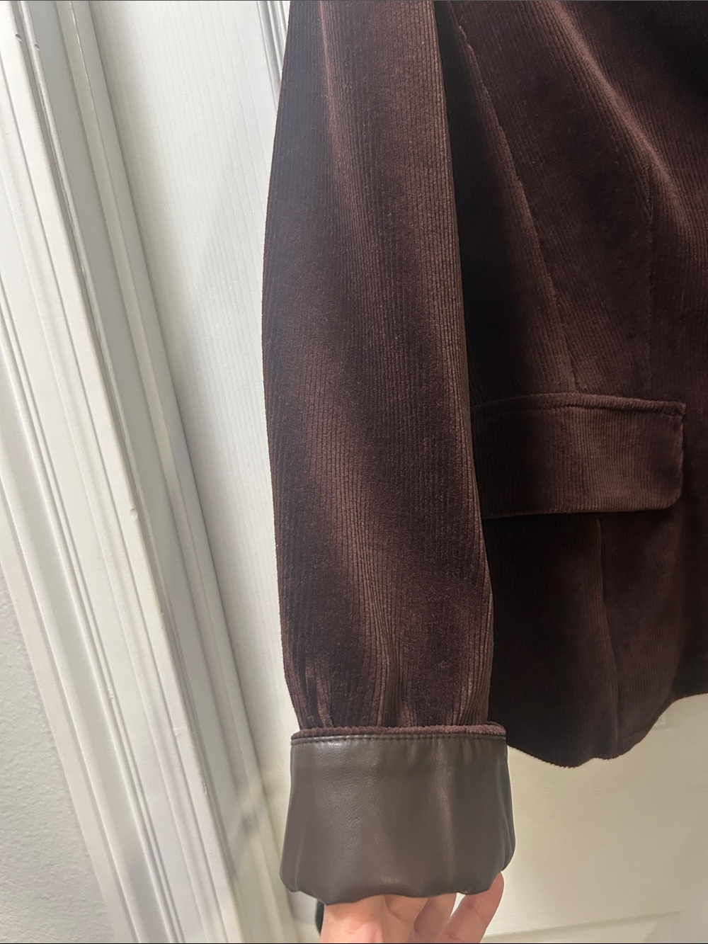 Marc Cain Chocolate Brown Corduroy Blazer Jacket - Size N4/ US 8-10 (Luxury) - Picture 3 of 9